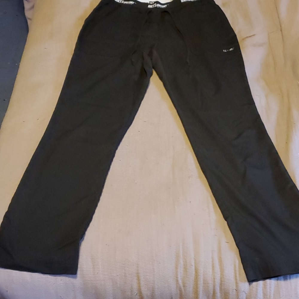 Womens medium scrub bottoms